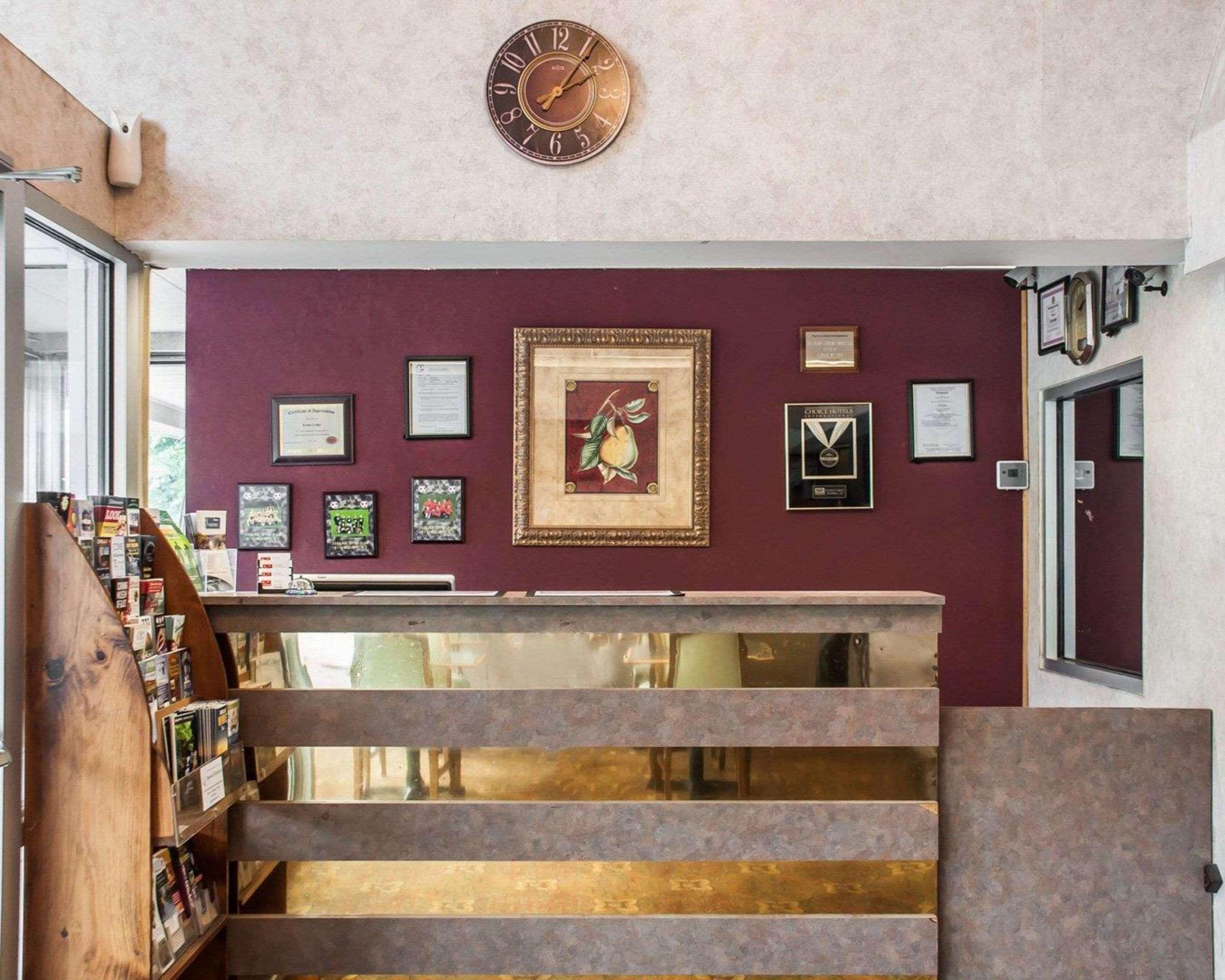 Econo Lodge Elmira-Corning Fisherville Екстер'єр фото